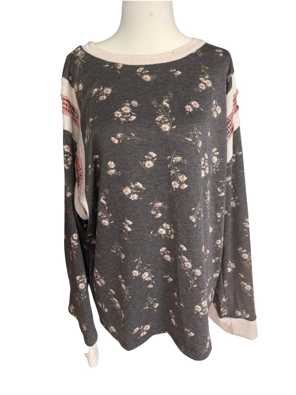 NWT Haptics Floral Mixed Print Thermal Top Size Large Gray Boho‎ Relaxed